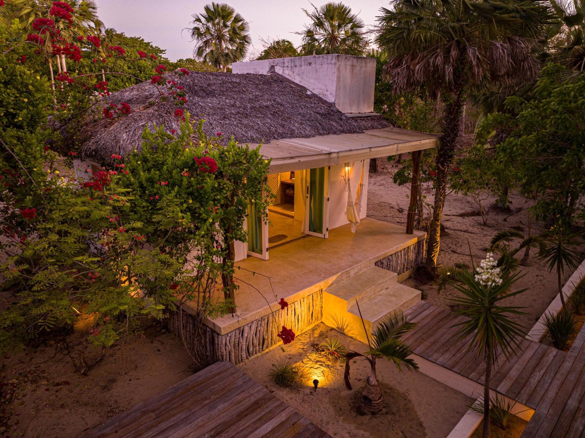 Villa Paz - La Villa Group Camocim Bagian luar foto
