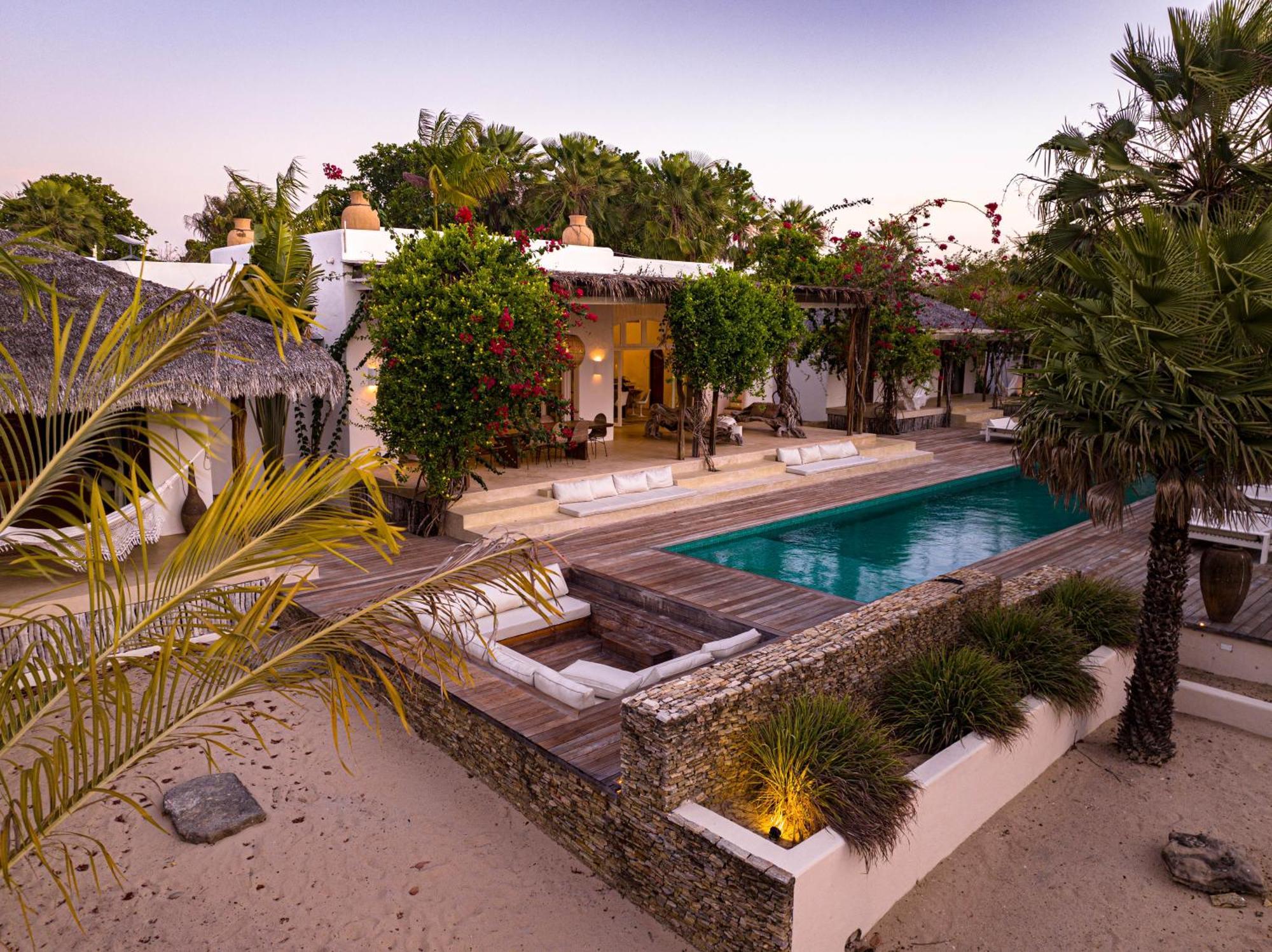 Villa Paz - La Villa Group Camocim Bagian luar foto