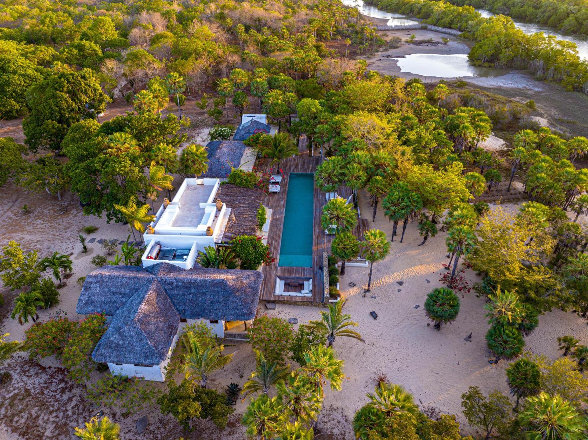 Villa Paz - La Villa Group Camocim Bagian luar foto