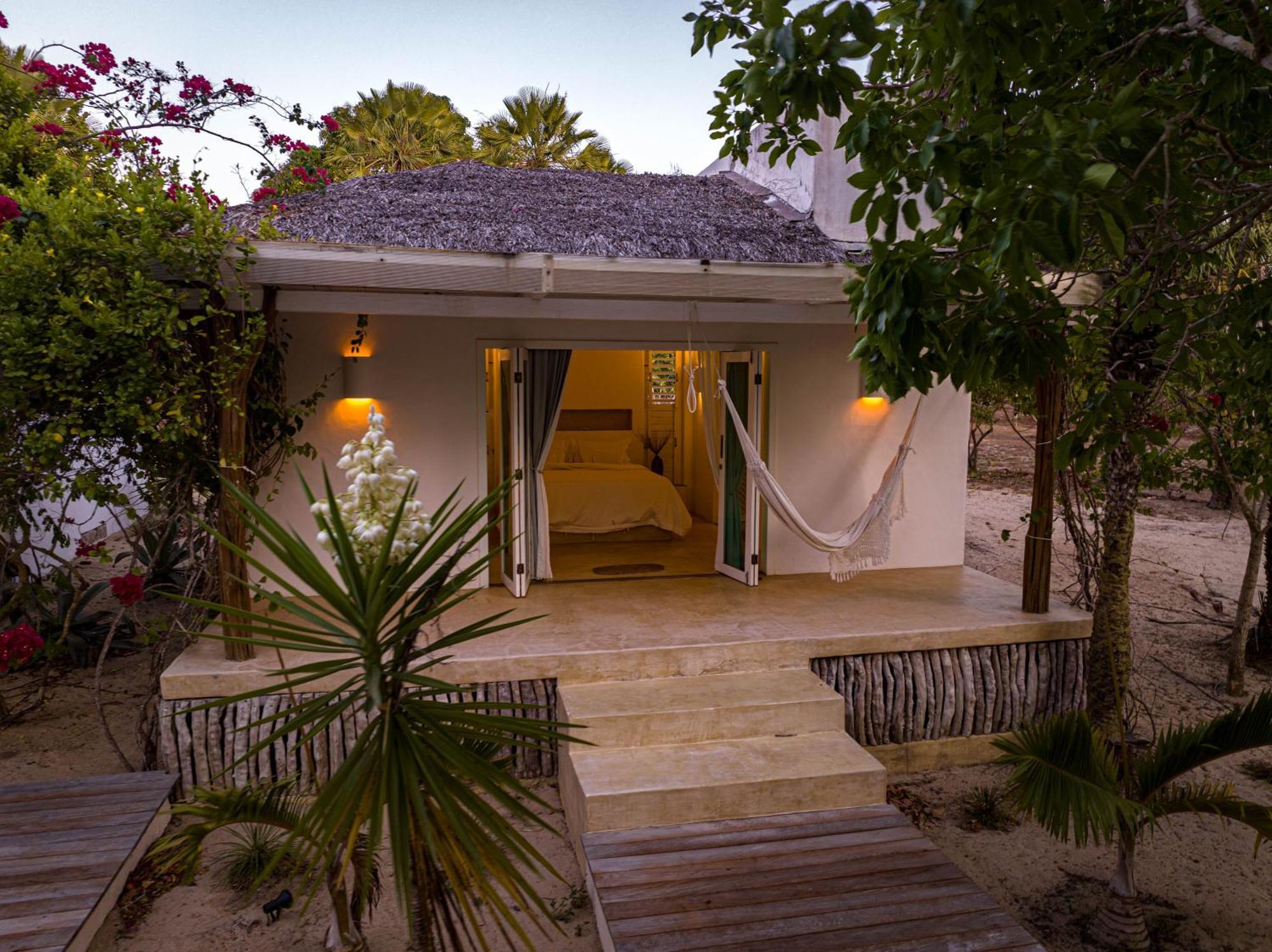 Villa Paz - La Villa Group Camocim Bagian luar foto