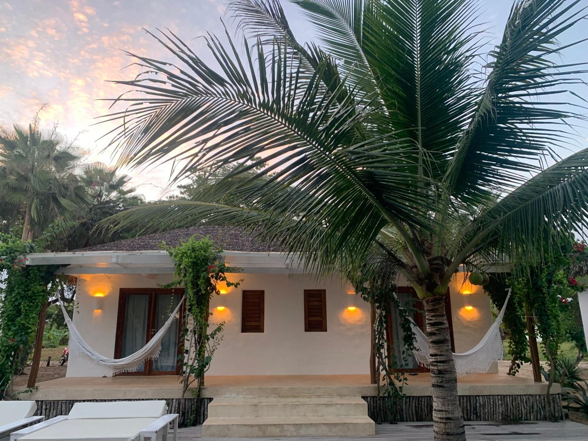 Villa Paz - La Villa Group Camocim Bagian luar foto